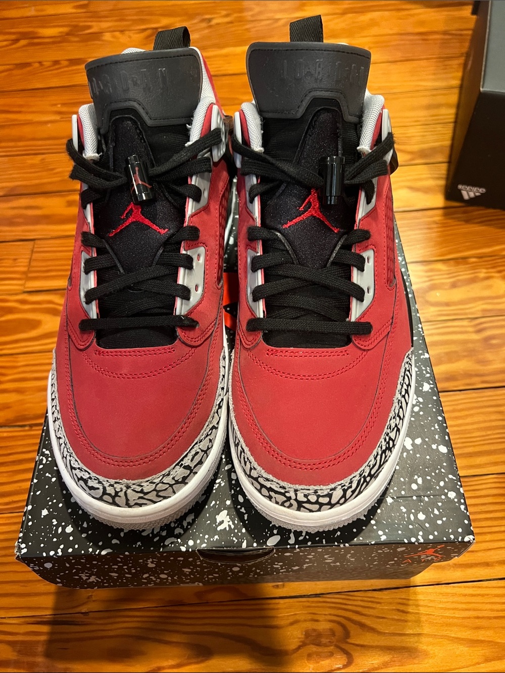 jordan spizike low gym red black wolf grey